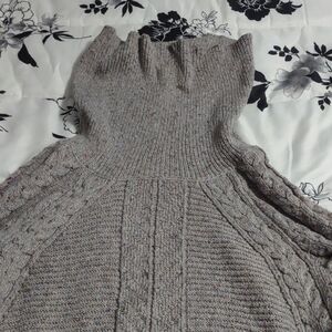 Liz Claiborne Heathered Knit Sweater